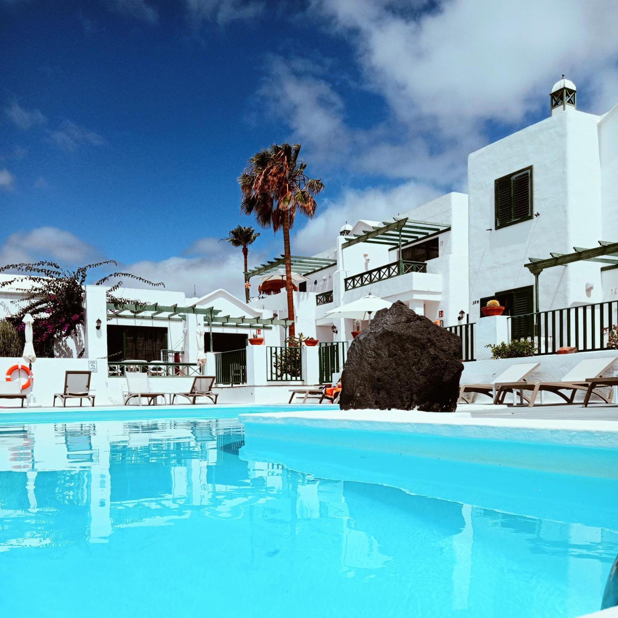Apartamentos Las Acacias Puerto del Carmen  Kültér fotó