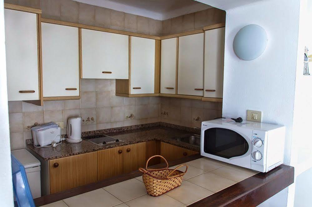 Apartamentos Las Acacias Puerto del Carmen  Kültér fotó