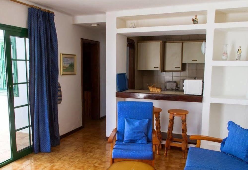 Apartamentos Las Acacias Puerto del Carmen  Kültér fotó